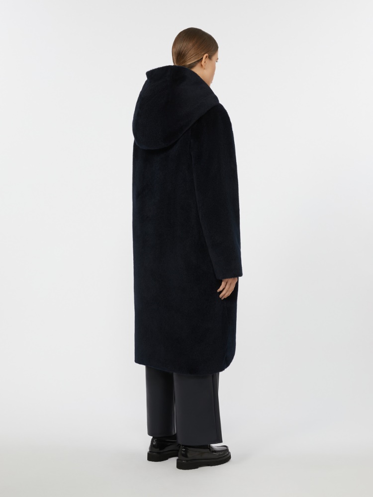 Куртка длинная