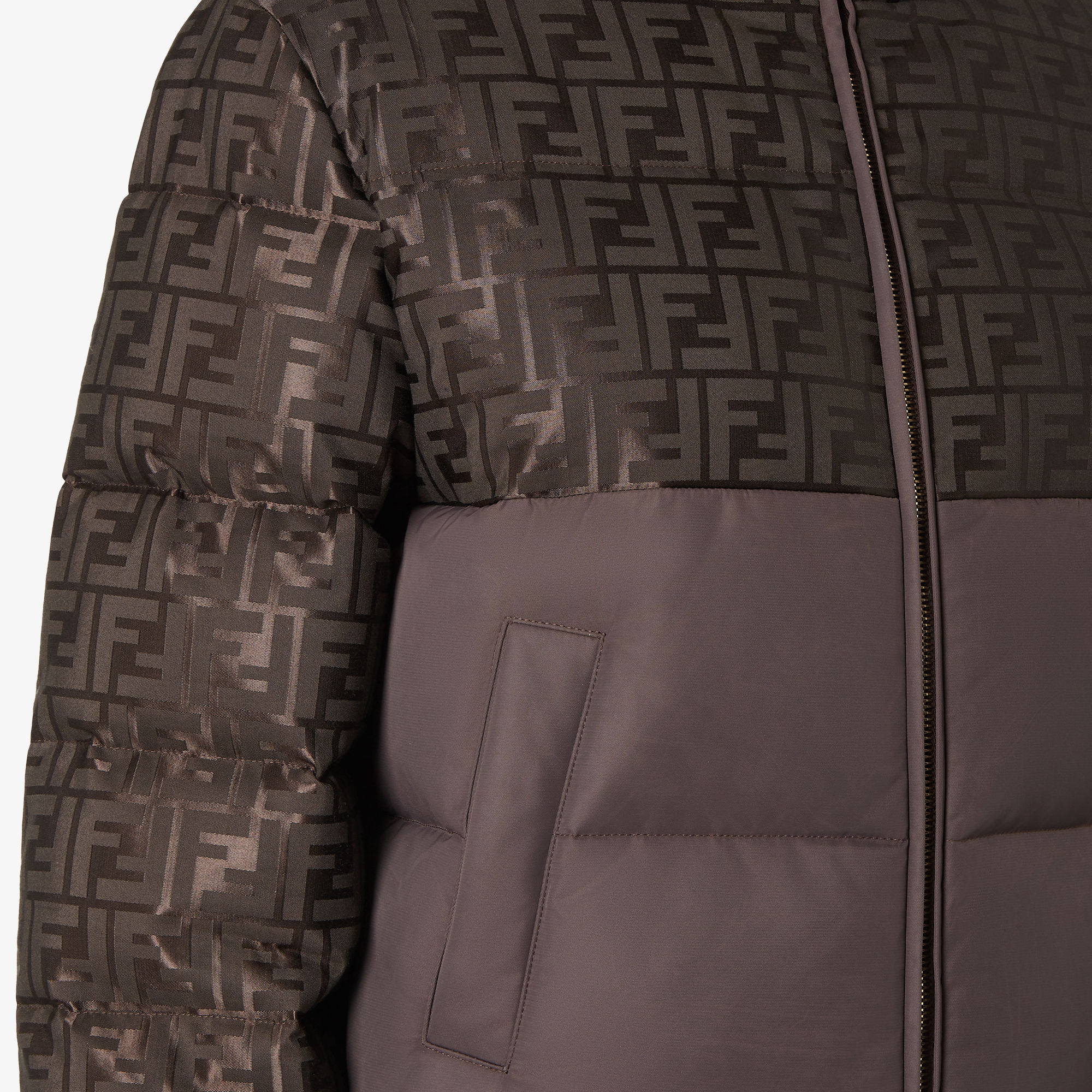 Горнолыжная куртка